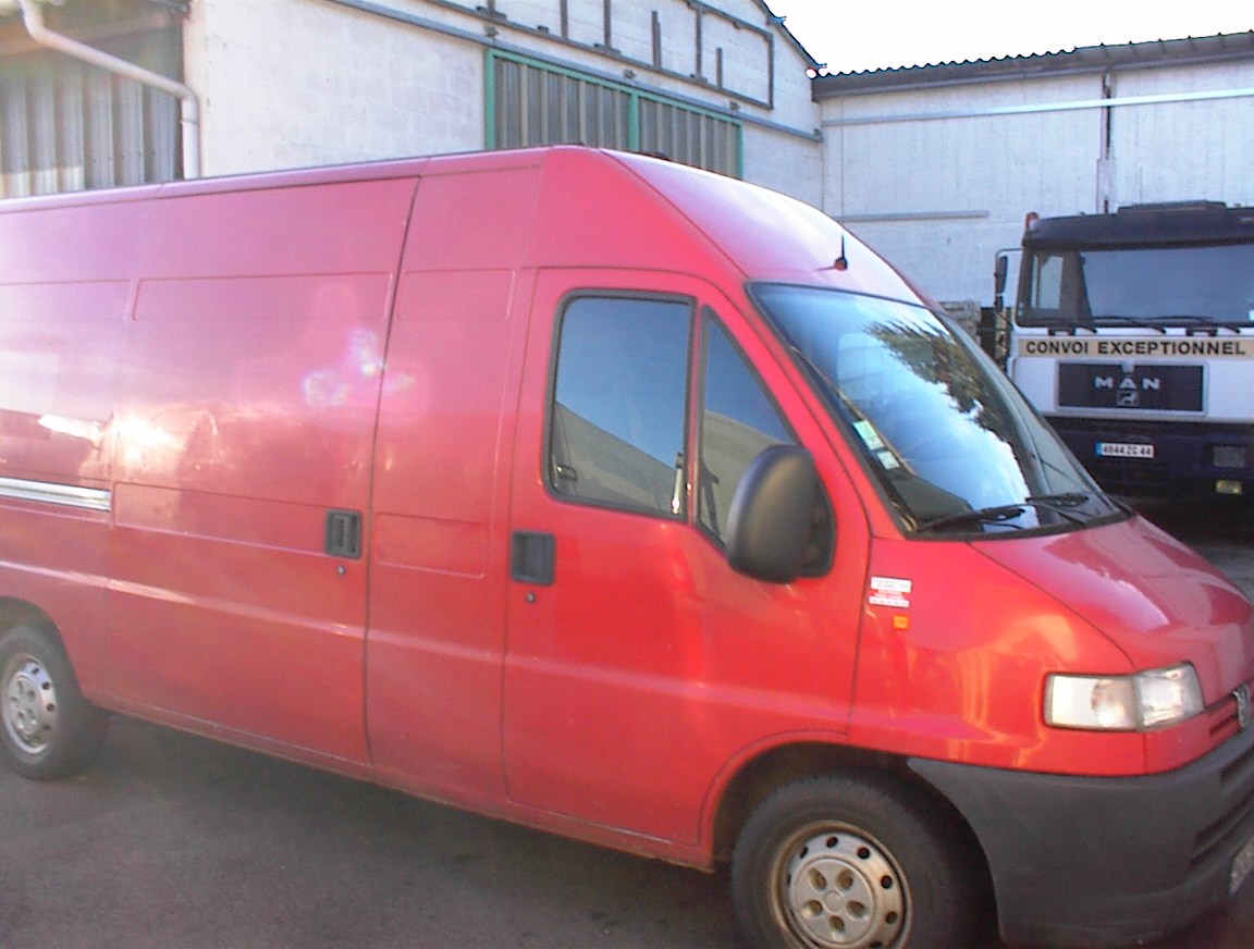 PEUGEOT BOXER