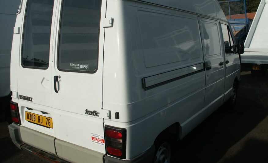 RENAULT trafic 1400 d