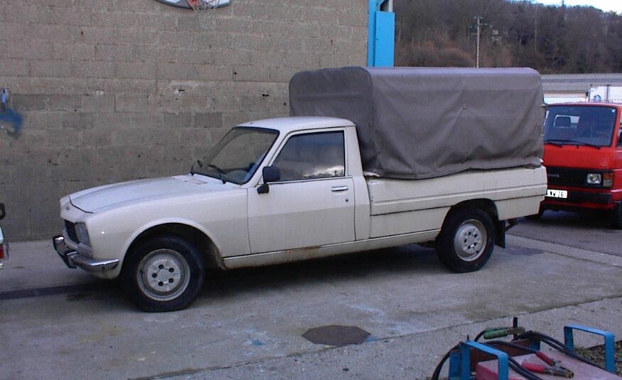 PEUGEOT 504 PICK-UP