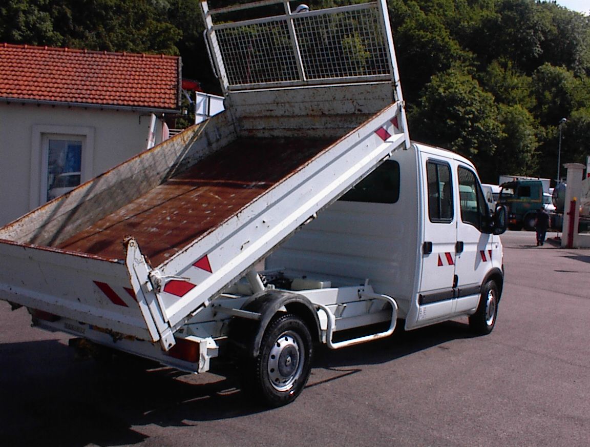 Renault Master 120 DCI DBL CAB 7 PLACES