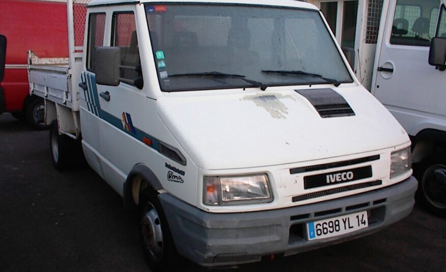 Iveco 35.8 DBL CAB 7 PLACES