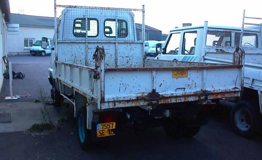 RENAULT B 80 3 PL BENNE