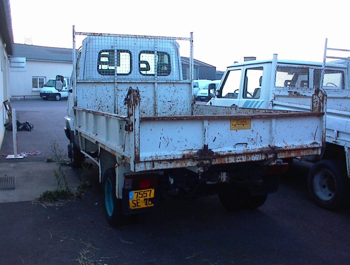 RENAULT B 80 3 PL BENNE