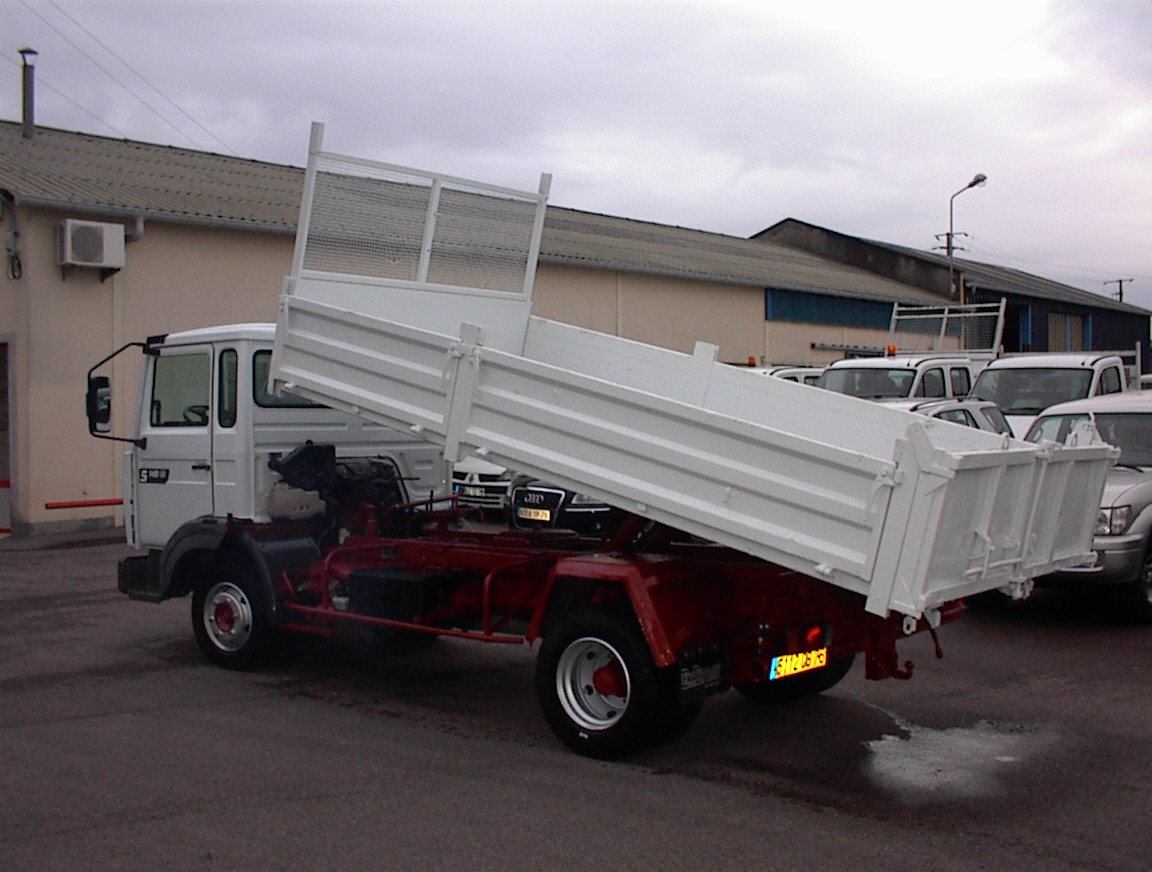 Renault S140 Benne