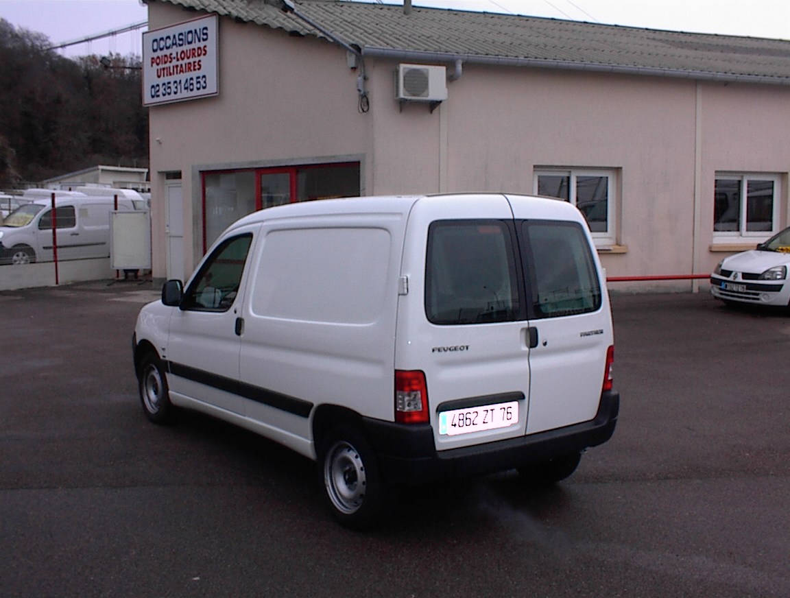 PEUGEOT Partner