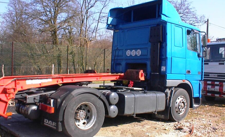 Tracteur DAF XF95