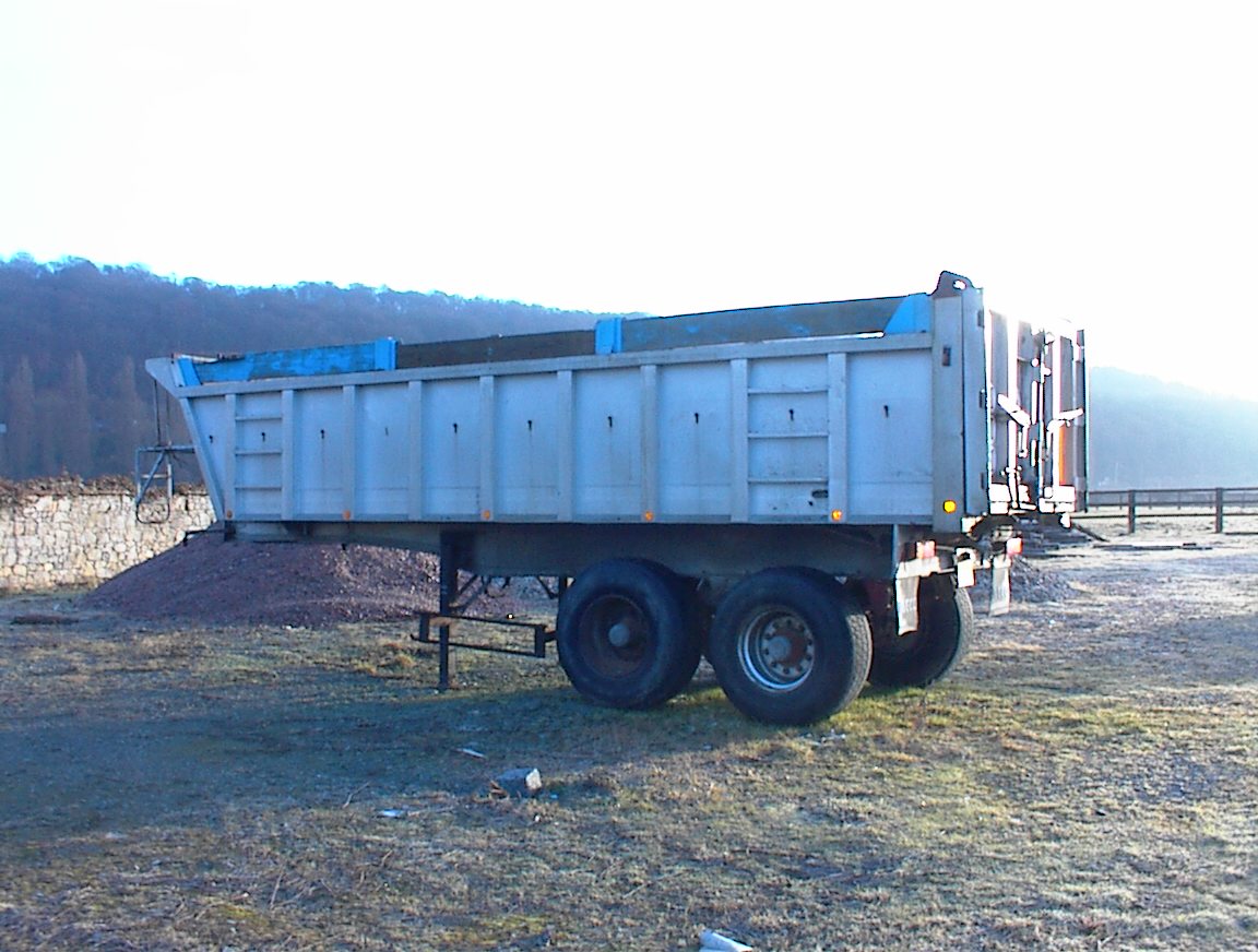 Benalu Semi remorque