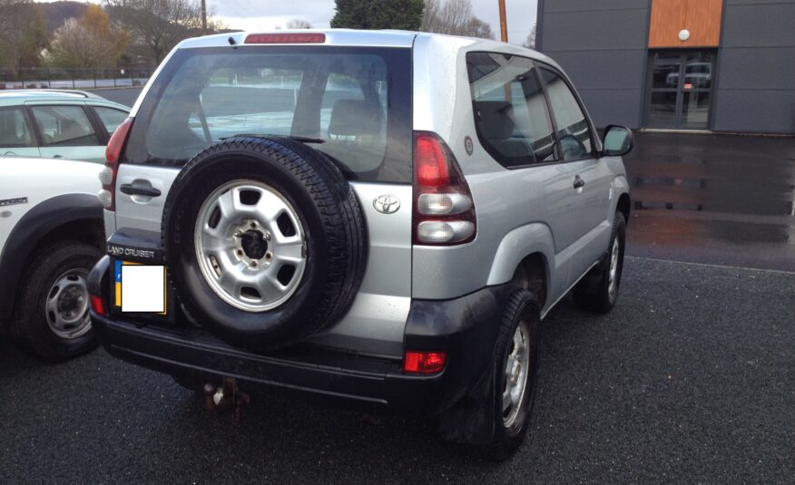 TOYOTA LAND CRUISER