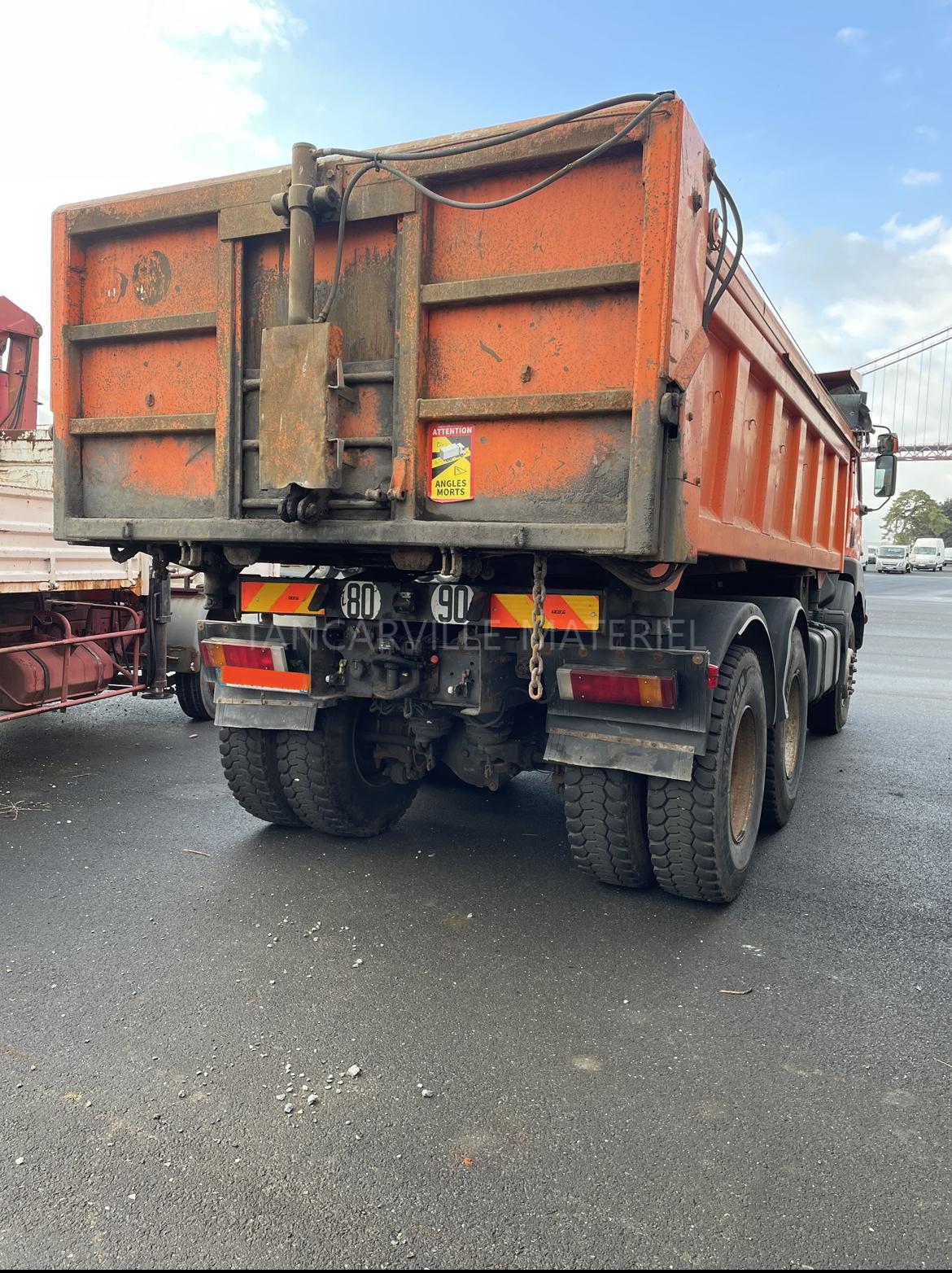 CAMION RENAULT KERAX 6×4  26/40T