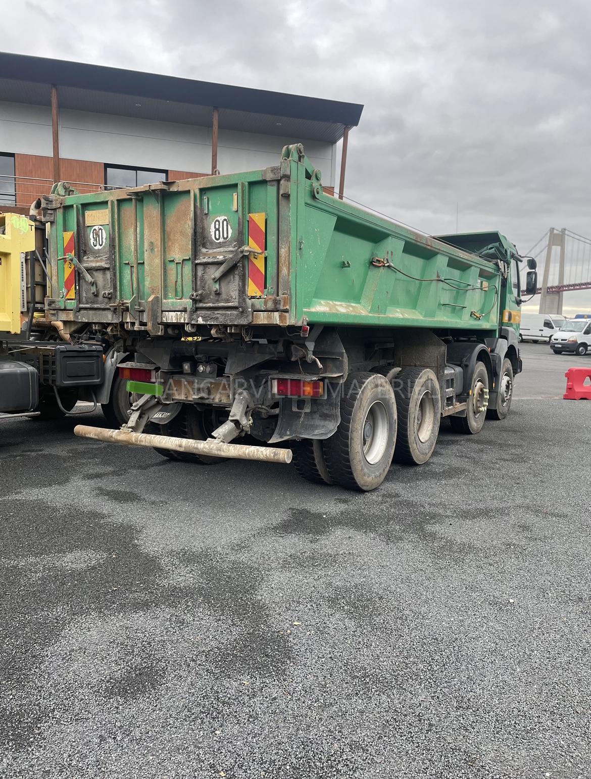 RENAULT KERAX 8X4 32/40