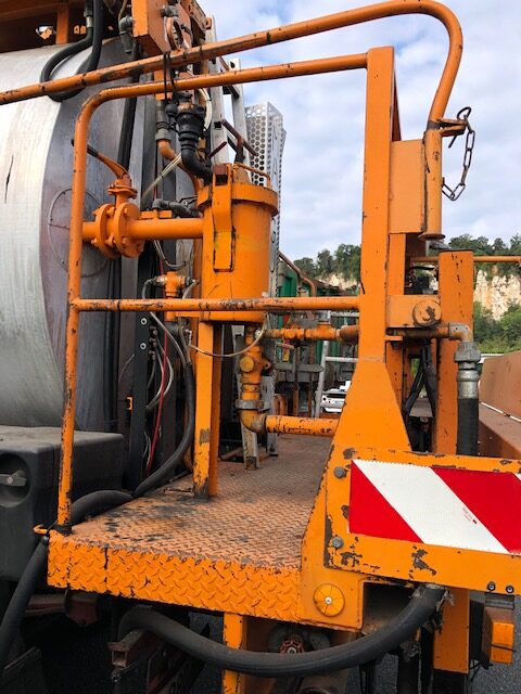 MIDLINER M 180 GOUDRONNEUSE