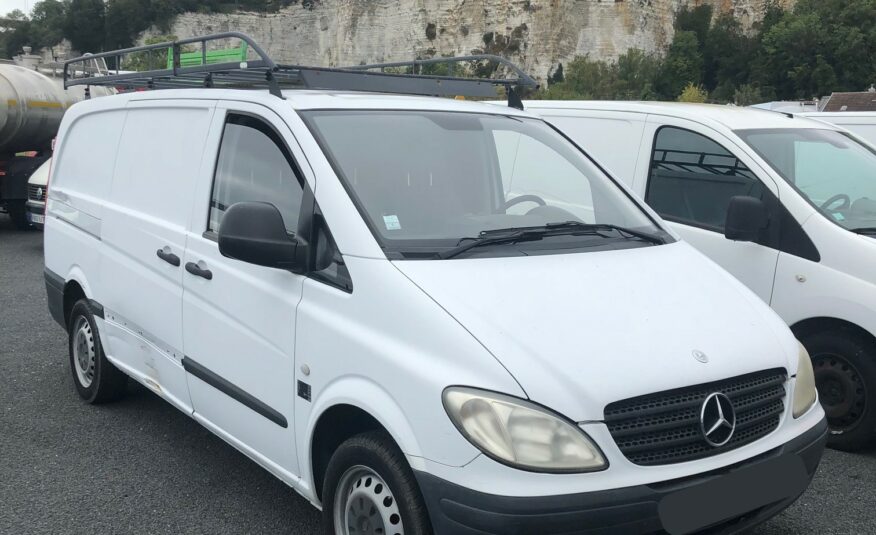 MERCEDES VITO AVEC GALLERIE