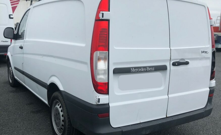 MERCEDES VITO AVEC GALLERIE