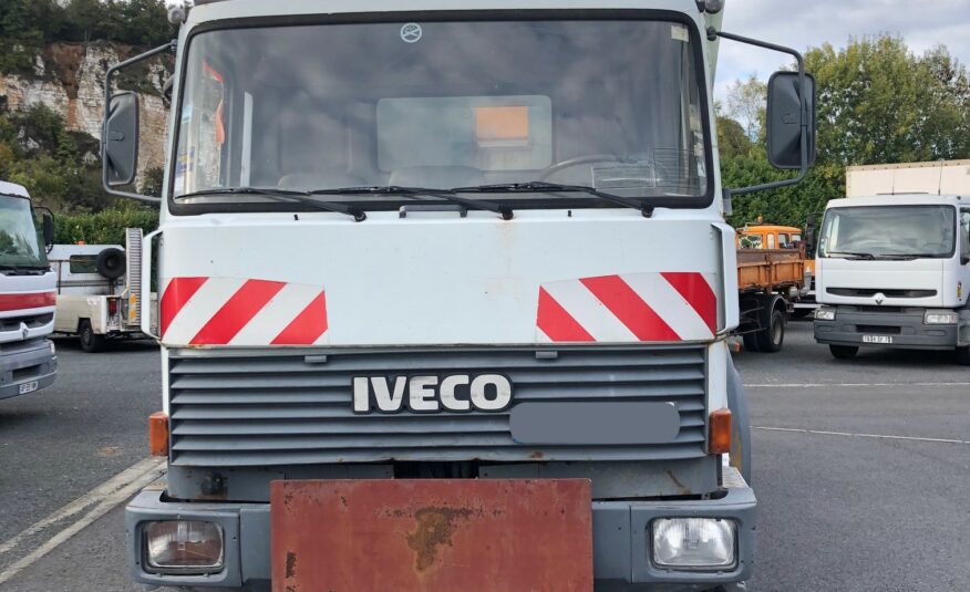 IVECO 175-17 BENNE + SALEUSE + LAME