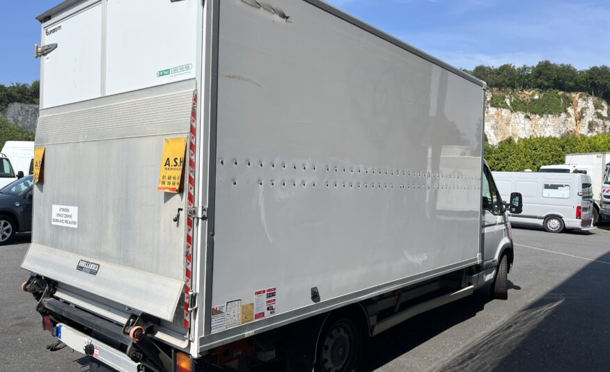 RENAULT MASTER II 2.5 DCI FAP 120 cv CAISSE 20M3 HAYON