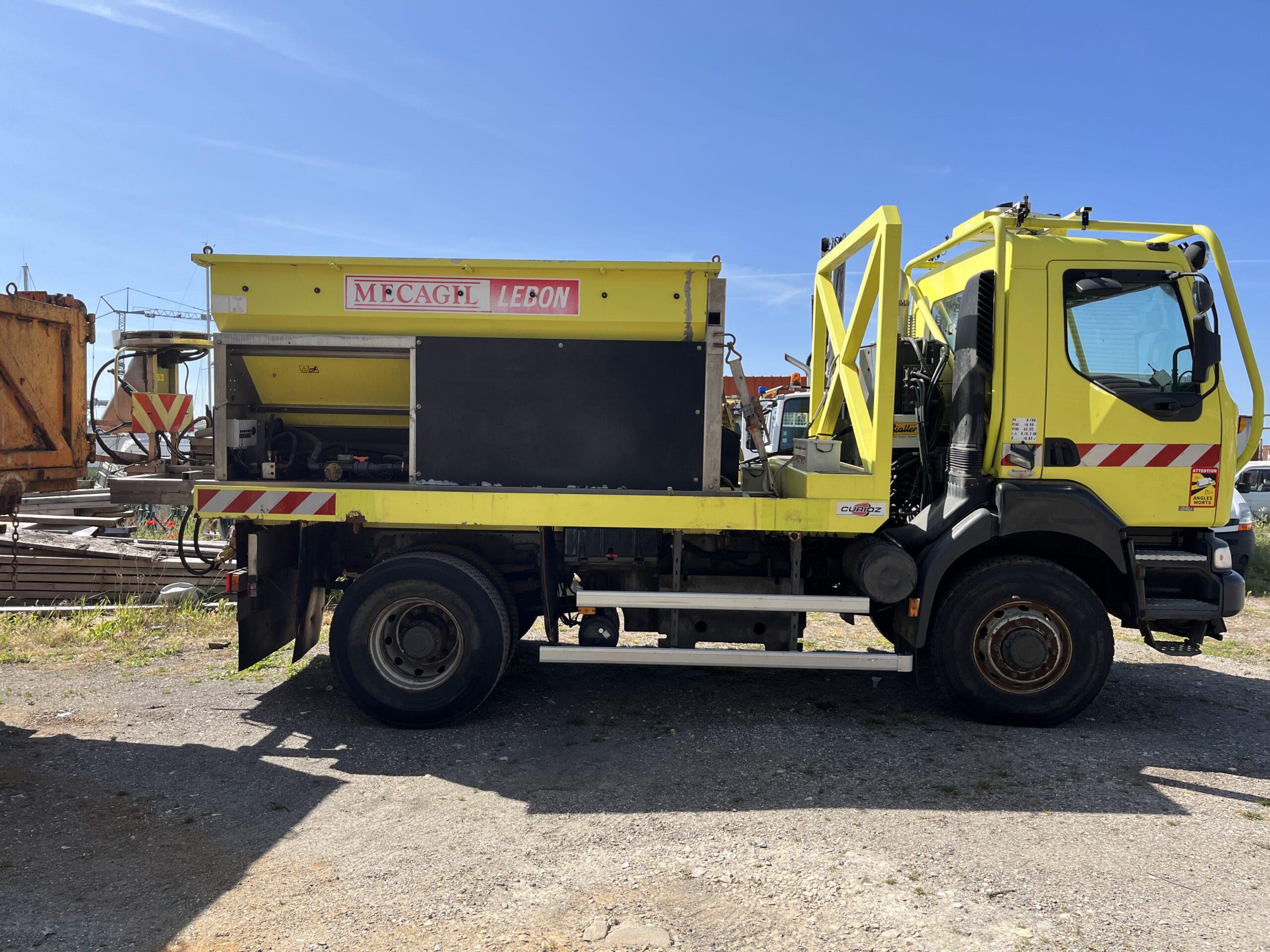 KERAX 340.19 4×4 Plateau + Pompe mécanique à Injection