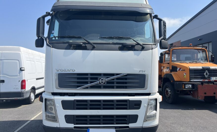 TRACTEUR ROUTIER – VOLVO – HYDRO FH12 440- 340000km