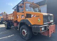 CAMION TRIBENNE C300