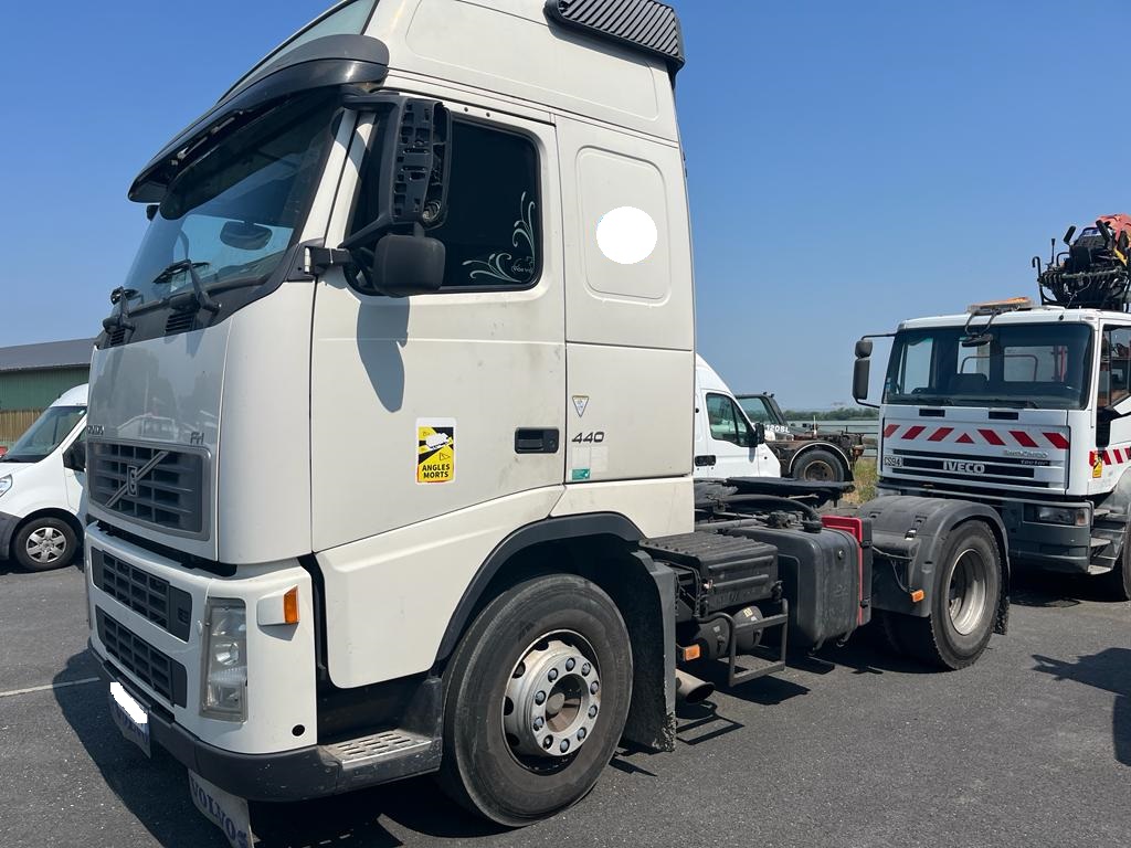 VOLVO FH12 GLOBE 440 HYDRAULIQUE