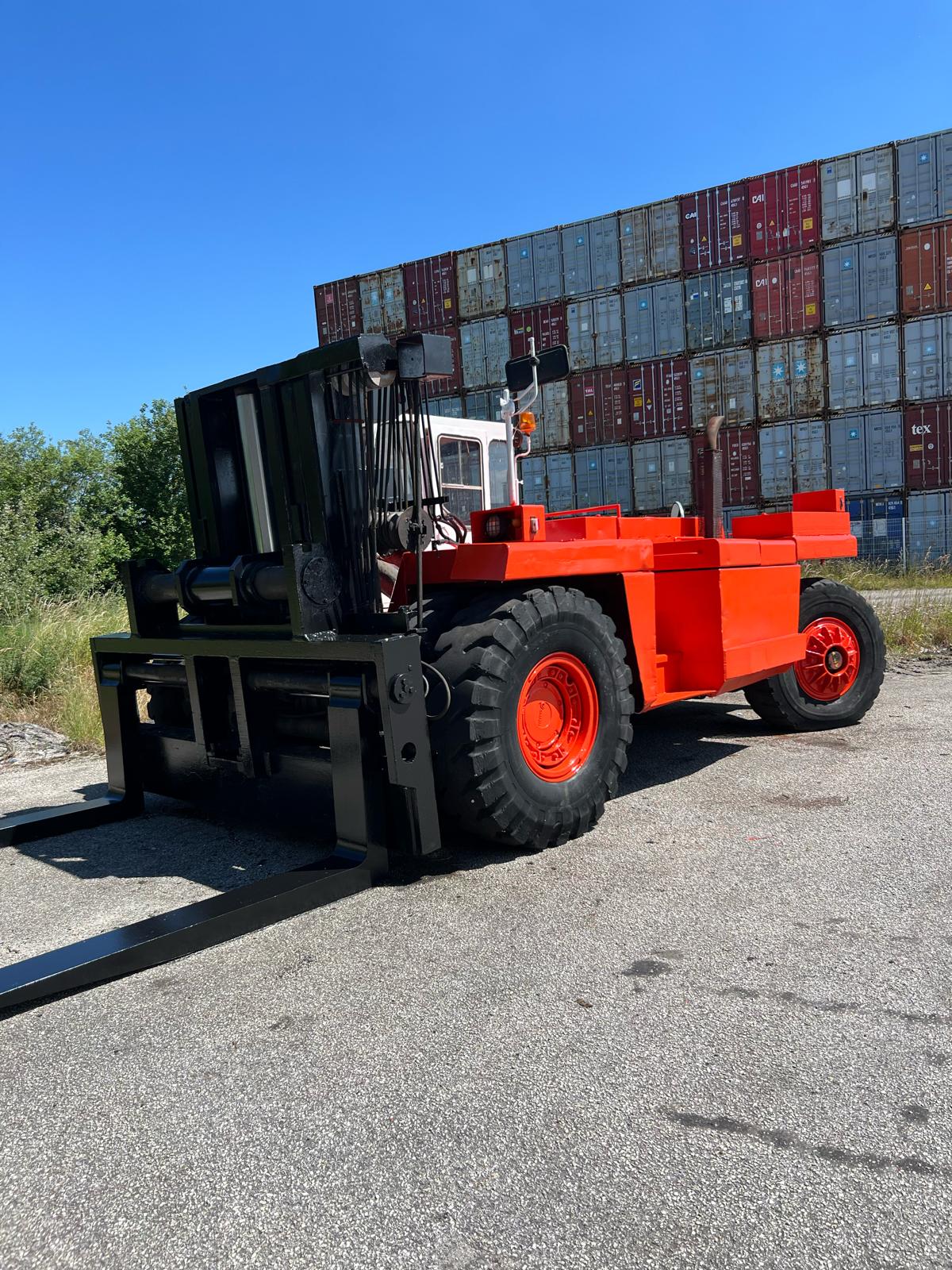 CHARIOT KALMAR 30T A FOURCHE