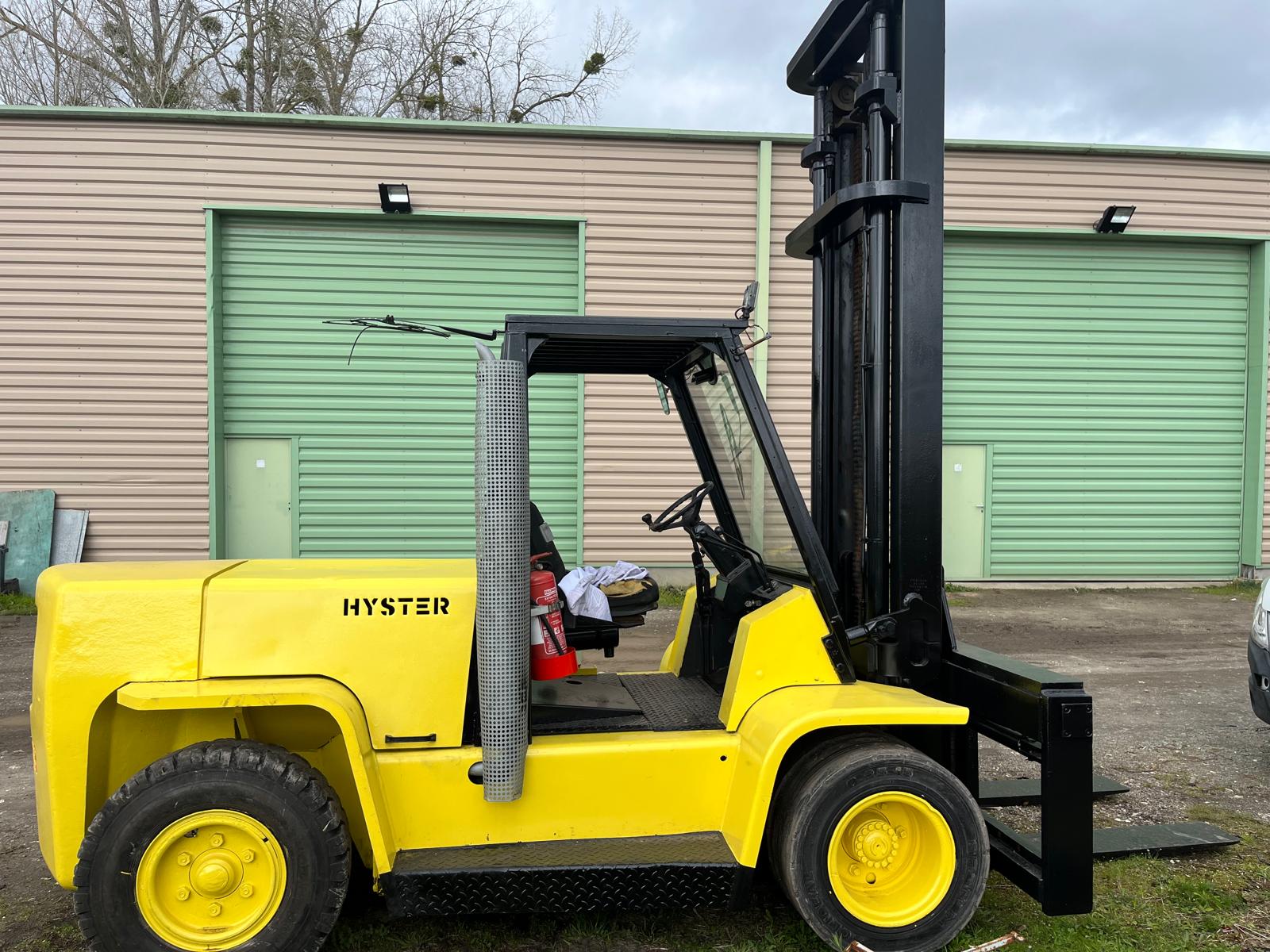 CHARIOT ELEVATEUR HYSTER 70XL