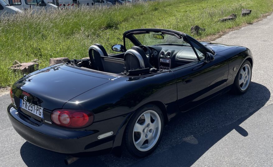 TRES BEAU CABRIOLET MAZDA MX 5
