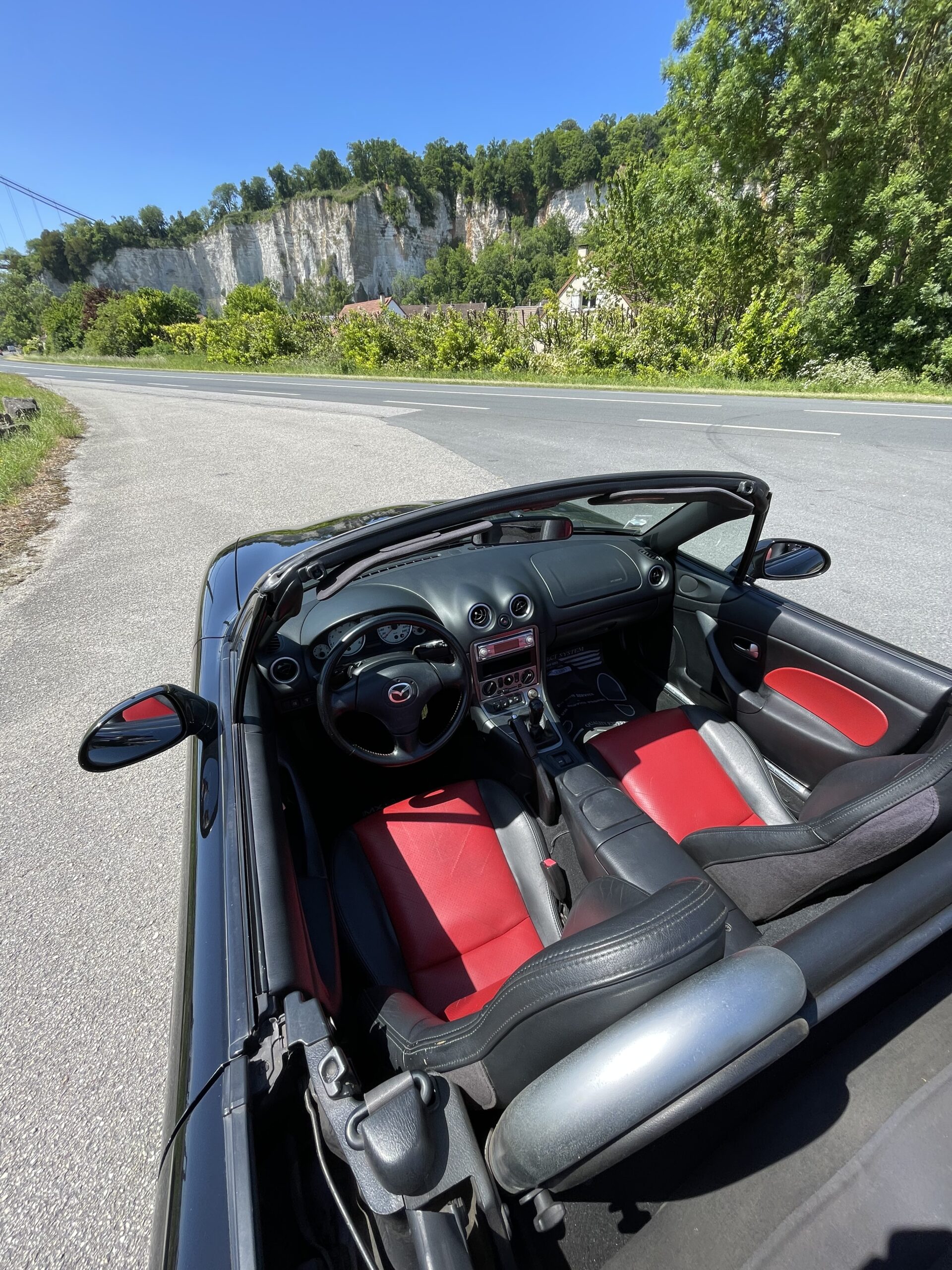 TRES BEAU CABRIOLET MAZDA MX 5