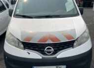 NISSAN FOURGON NV 200