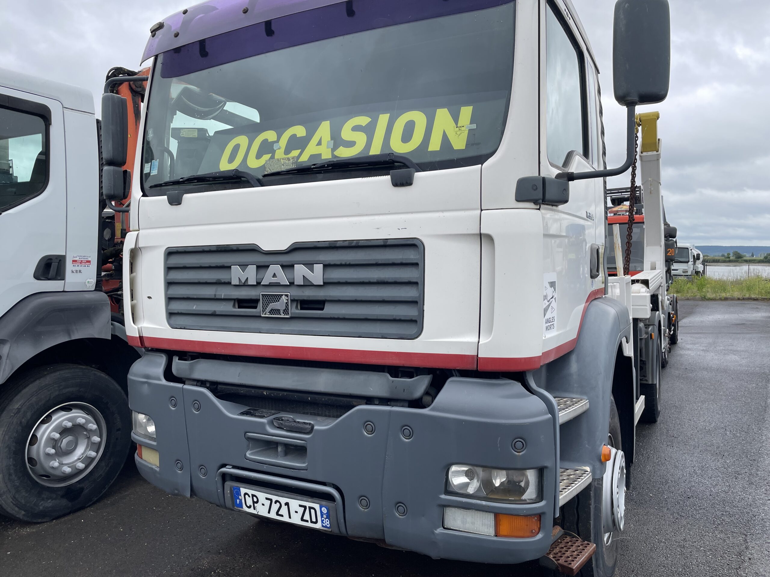M.A.N. MULTIBENNE 4X2 TGA 19T